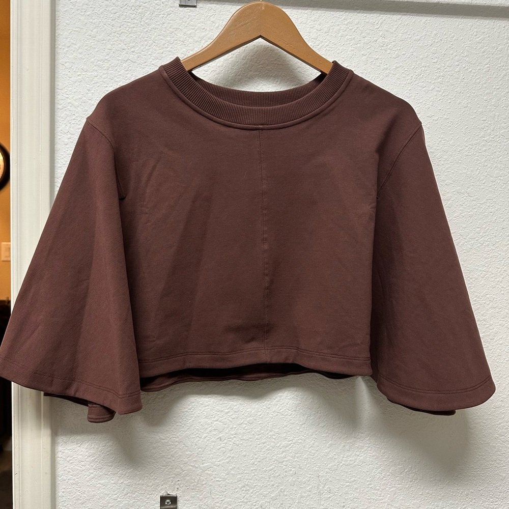 Lululemon cropped top size xs/s